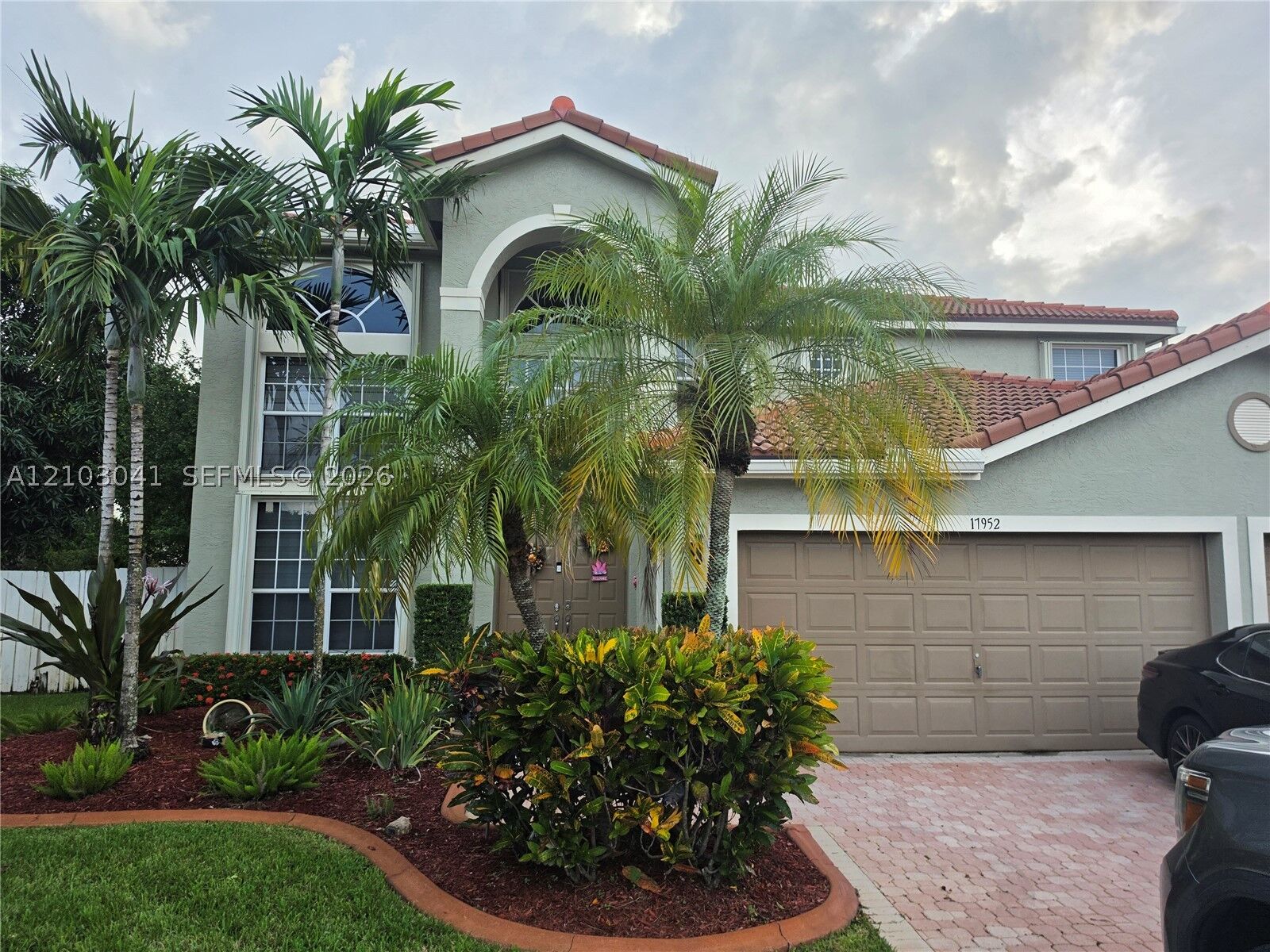 Property Photo:  17952 SW 35th Ct  FL 33029 