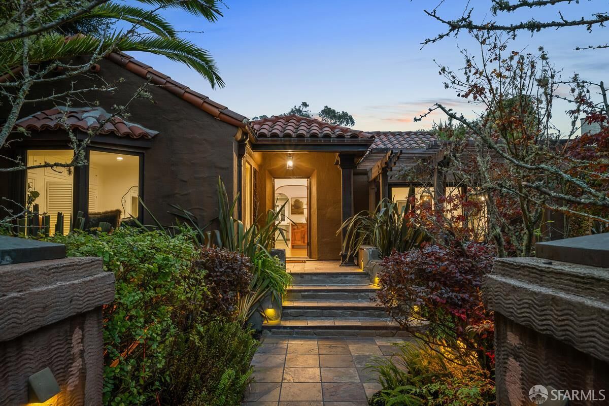 Property Photo:  35 Ventura Avenue  CA 94116 