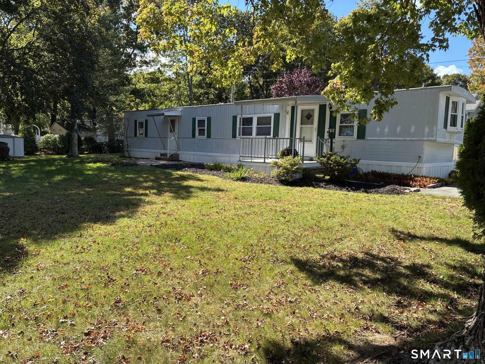 Property Photo:  16 Country Club Trail  CT 06419 