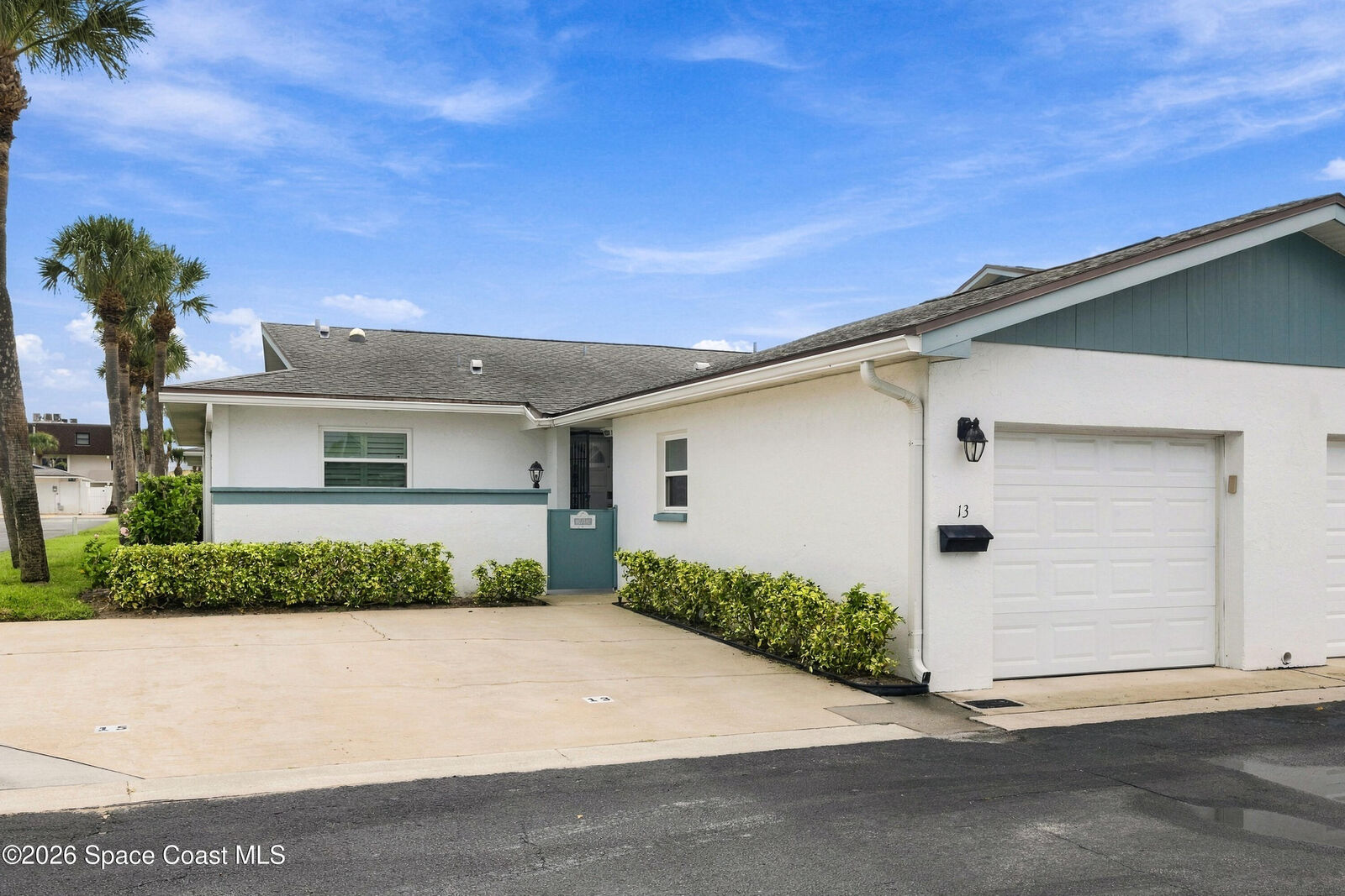 Property Photo: 290 Paradise Boulevard FL 32903