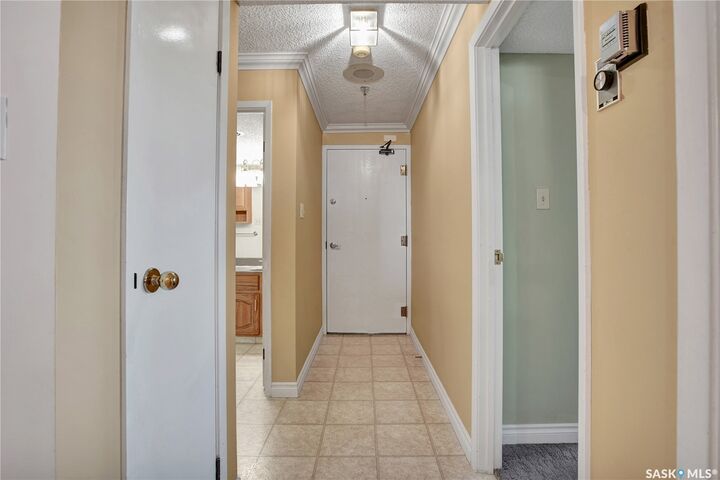 Property Photo: 510 5th Avenue N 601 SK S7K 2R2