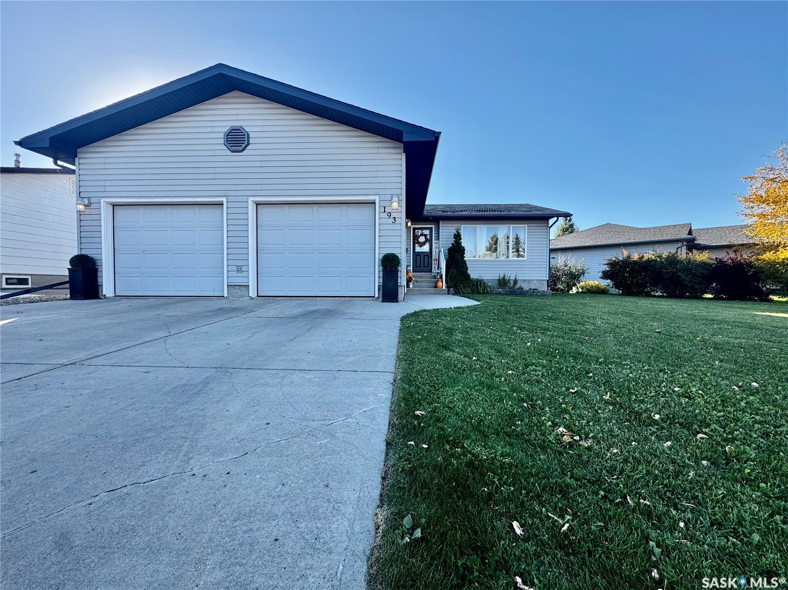 Property Photo:  193 Morrison Drive  SK S3N 4A1 
