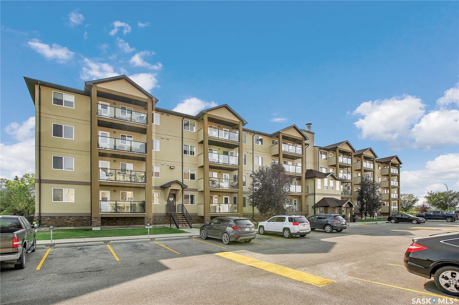 Property Photo:  600 Centennial Boulevard 210  SK S0K 4S1 