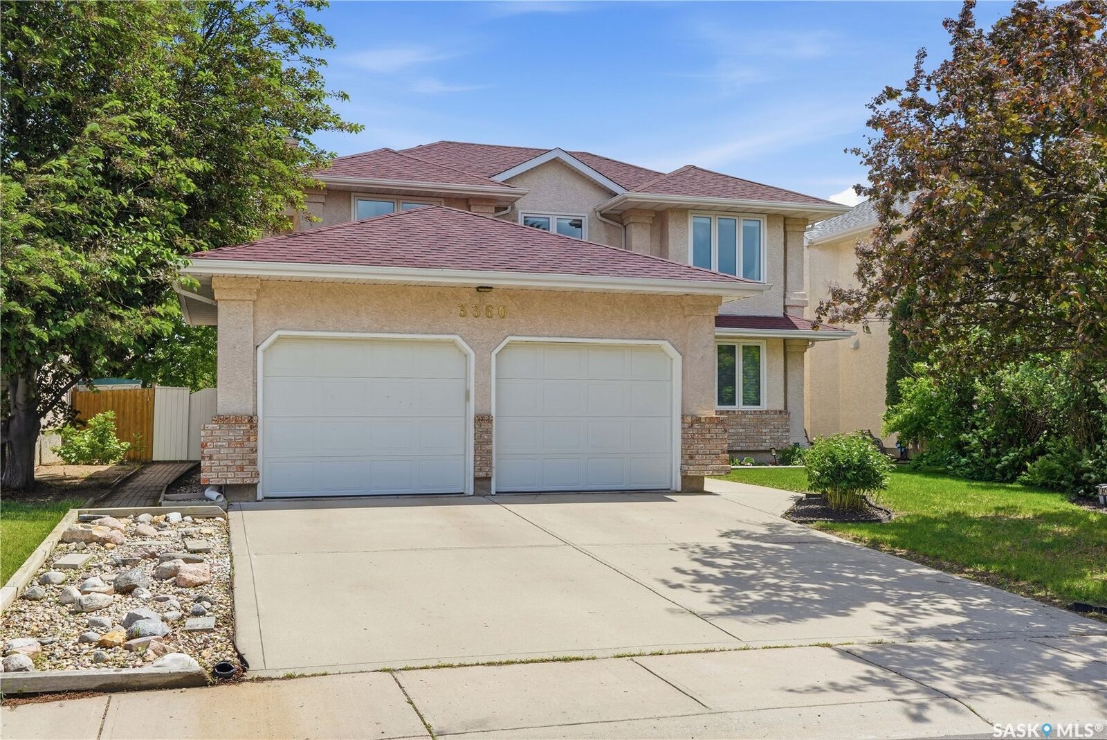 Property Photo:  3360 Deiter Bay  SK S4V 2V9 