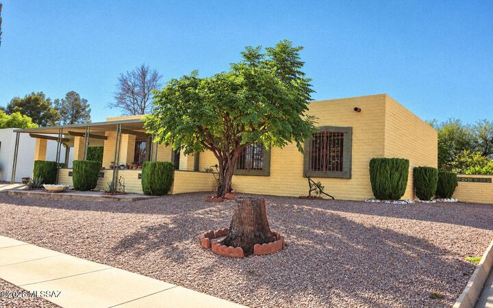 Property Photo:  1560 S Santa Belia  AZ 85614 