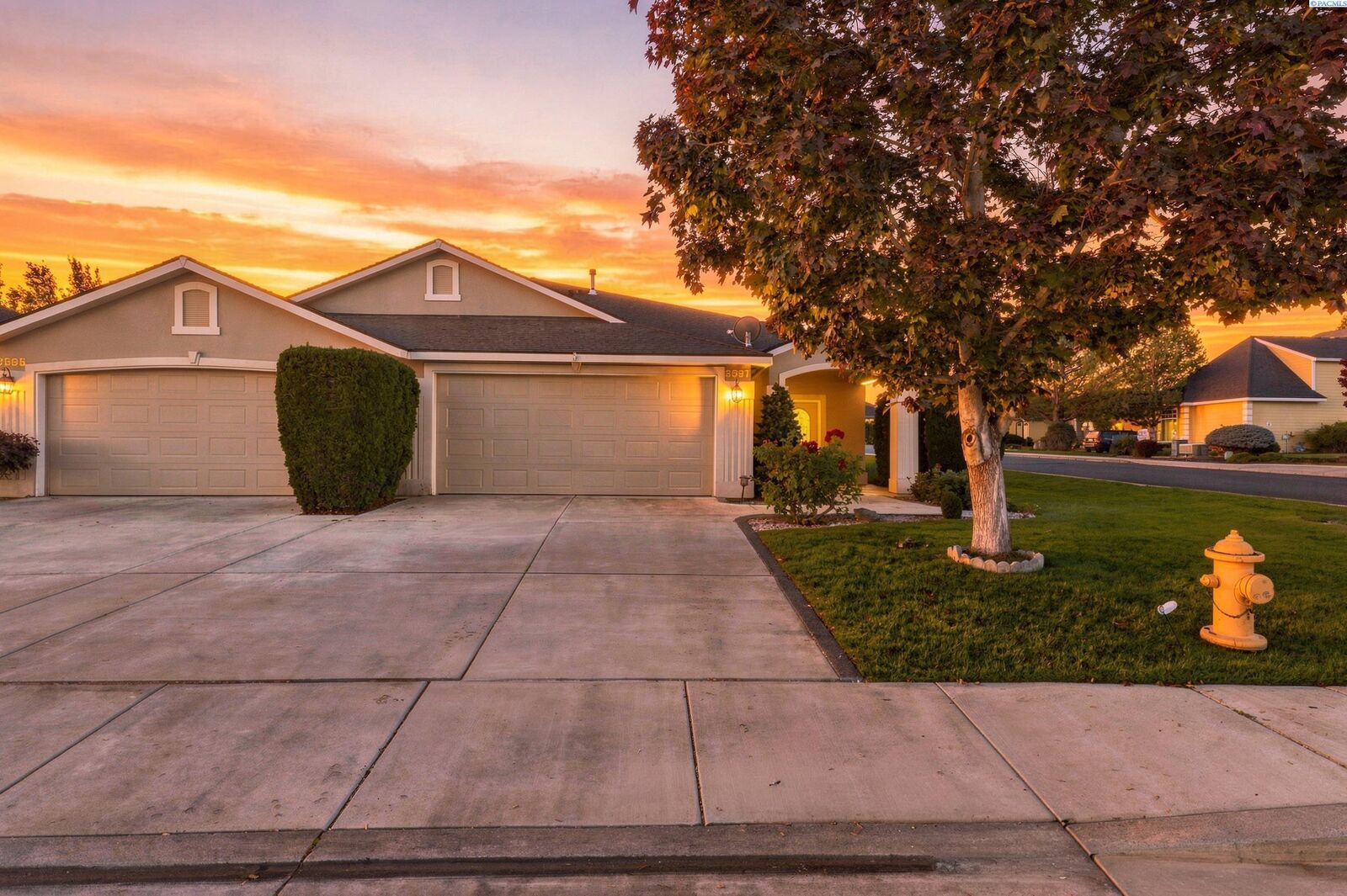 Property Photo:  3597 Waterford St  WA 99352 