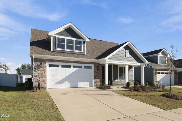Property Photo: 1720 Pinecliff Court NC 27526
