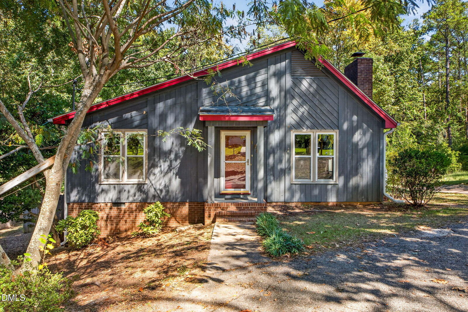 Property Photo: 1712 Cranston Road NC 27529
