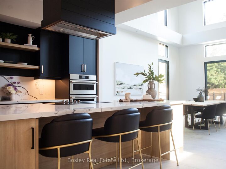 Property Photo:  142 Sixth Street  ON L9Y 1Y9 