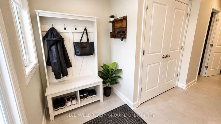 Property Photo:  1204 Cavallo Street  ON K2S 0Z4 