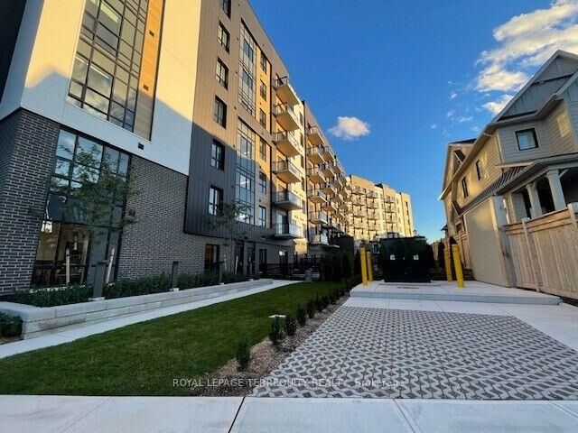 Property Photo: 3008 William Cutmore Boulevard 702 ON L6H 7G1
