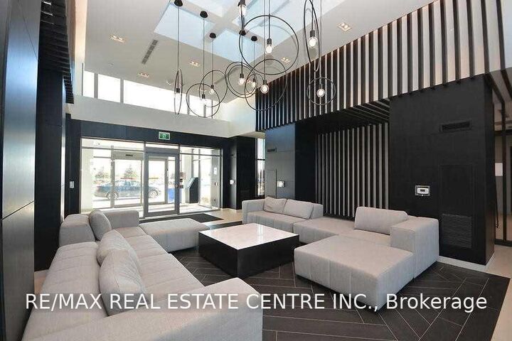 Property Photo:  4699 Glen Erin Drive Ph03  ON L4M 2E5 