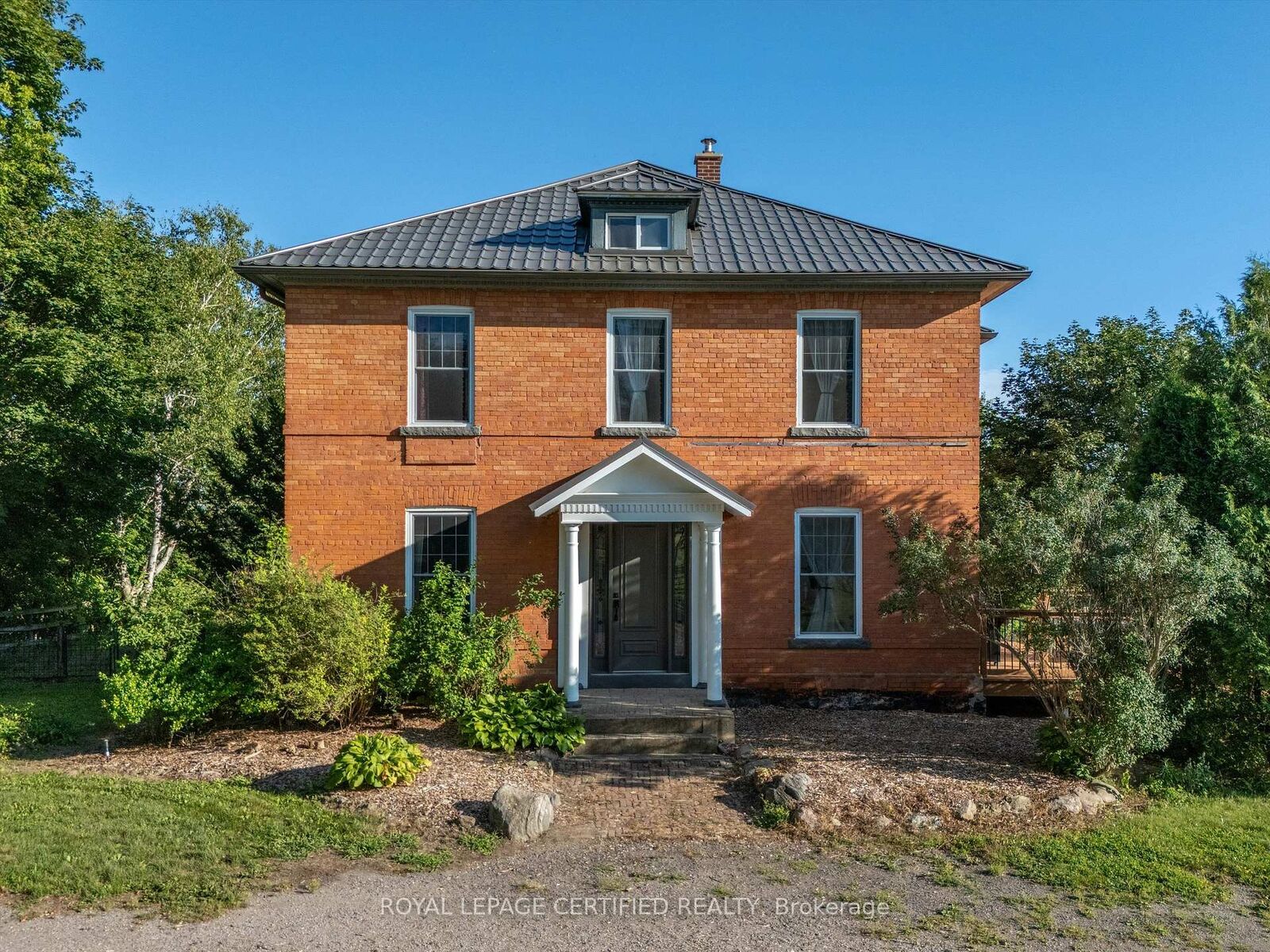 Property Photo:  4621 5th Line  ON L0G 1A0 