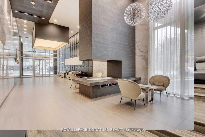 Property Photo: 5180 Yonge Street Uph03 ON M2N 5P6