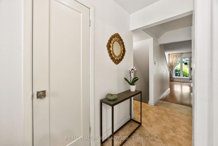 Property Photo:  30 Livingston Road 15  ON M1E 1K6 