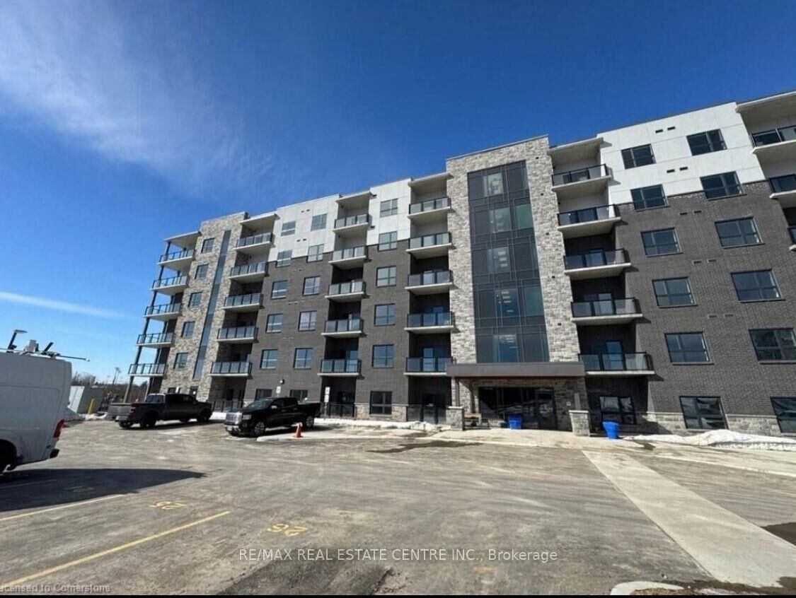 Photo de la propriété:  1000 Lackner Place 312  ON N2A 0L3 