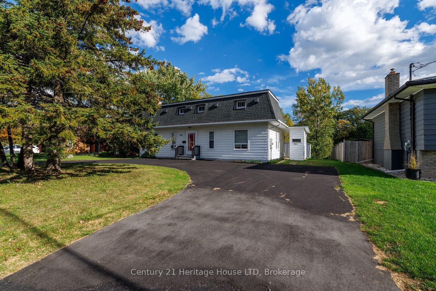 Property Photo:  346 Albany Street  ON L2A 1L9 