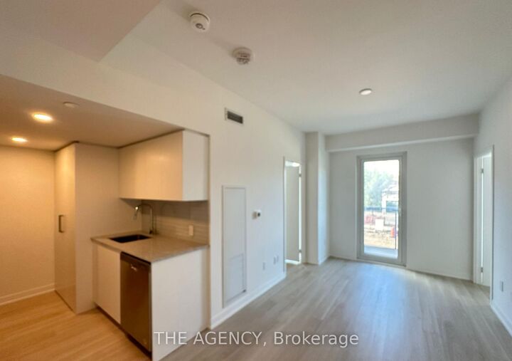 Property Photo:  500 Wilson Avenue 212  ON M3H 0E5 
