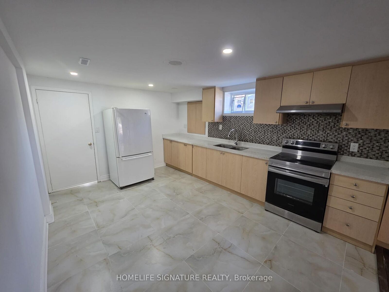 Property Photo:  22 Medina Place Basement  ON L6S 3E8 