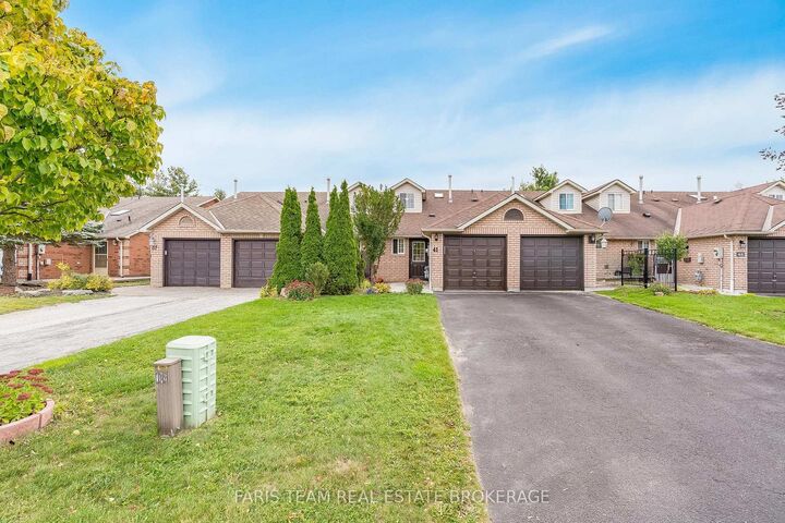 Property Photo:  41 Seymour Crescent  ON L4N 8N4 