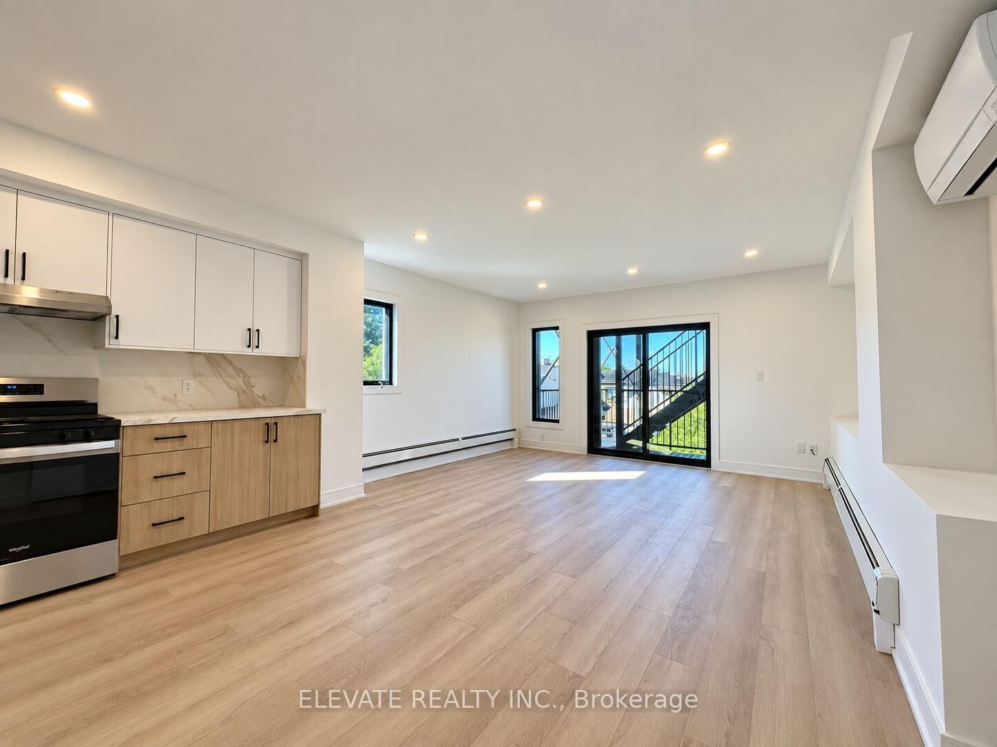 Property Photo:  228 Robina Avenue 2  ON M6C 3Z1 