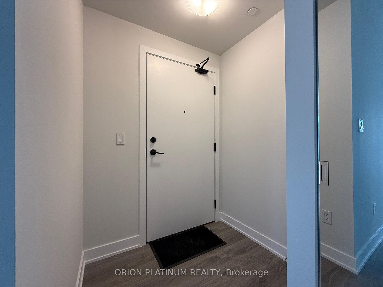 Property Photo:  430 Square One Drive 1201  ON L5B 0L6 