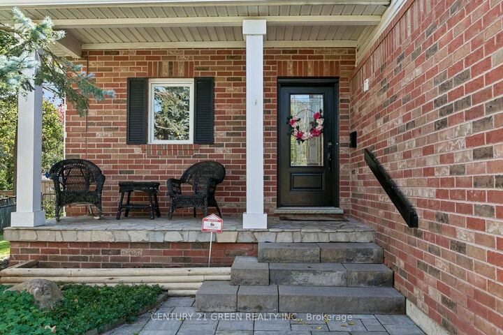 Photo de la propriété:  2024 Grovetree Lane  ON L7R 4V4 