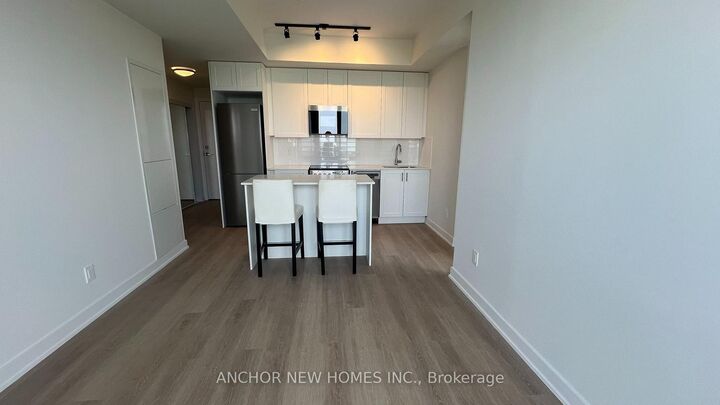 Property Photo:  15 Ellerslie Avenue 2005  ON M2N 0L7 