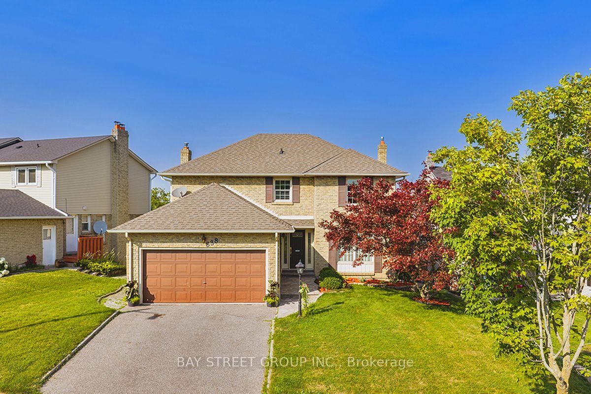 Property Photo:  338 Prince Of Wales Drive  ON L1N 6M9 