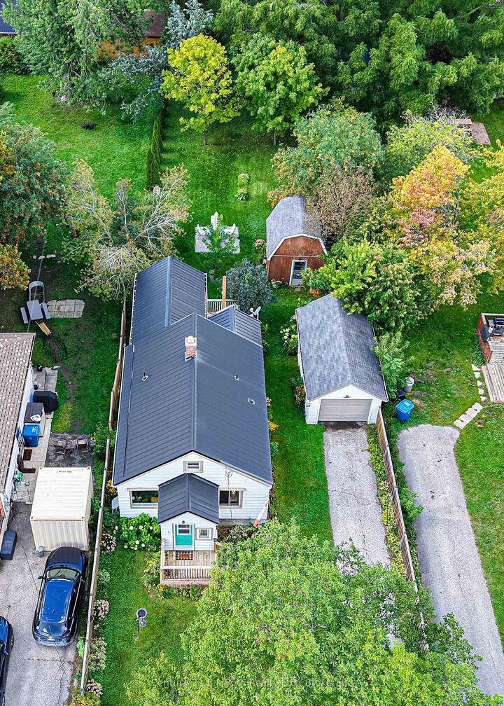 Property Photo:  331 Moffat Street  ON L3V 4E9 