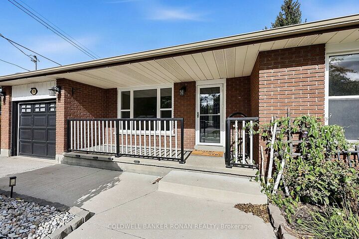 Photo de la propriété:  130 Queen Street  ON L9R 1K6 