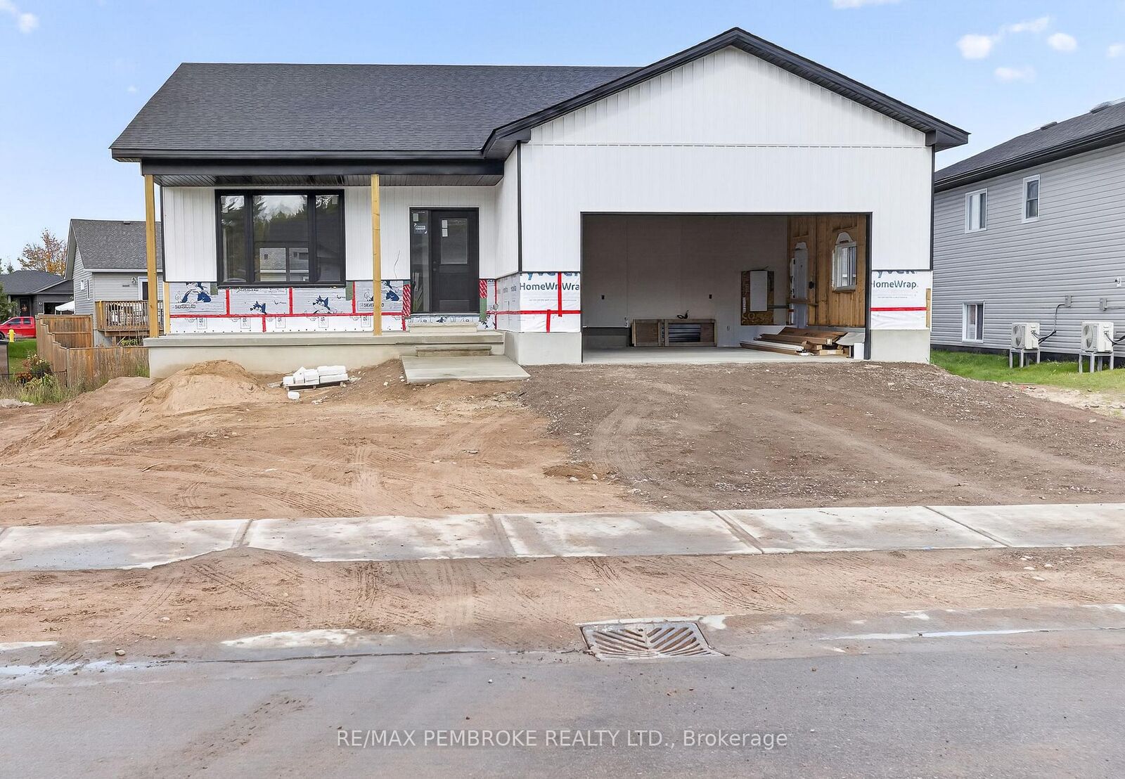 Property Photo: 18 Durant Street ON K8H 0G2