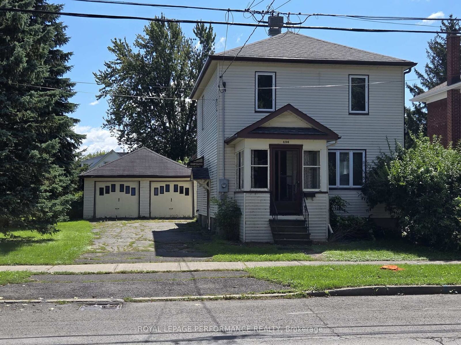Property Photo:  436 Fourth Street E  ON K6H 2J6 