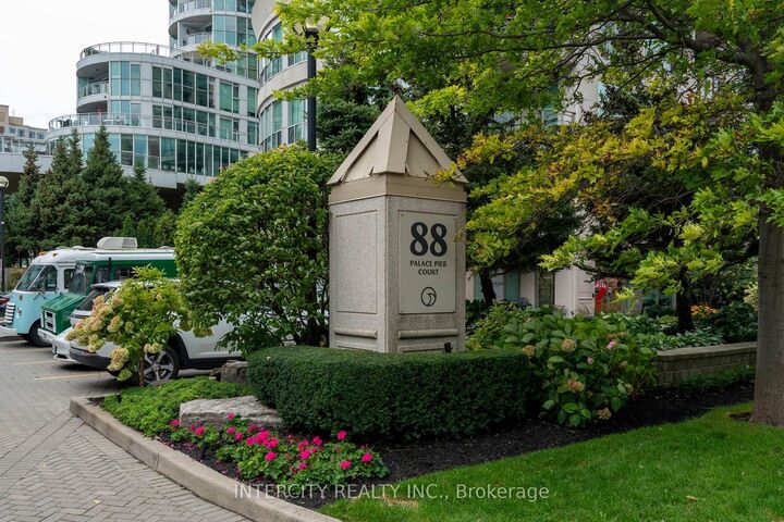 Photo de la propriété:  88 Palace Pier Court 907  ON M8V 4C2 