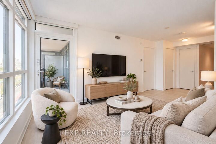 Property Photo:  80 Queens Wharf Road 1015  ON M5V 0J2 