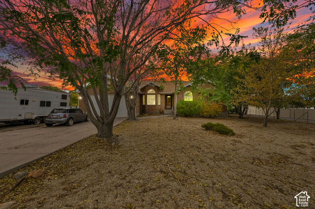 Property Photo:  7283 N Adobe Ln  UT 84074 