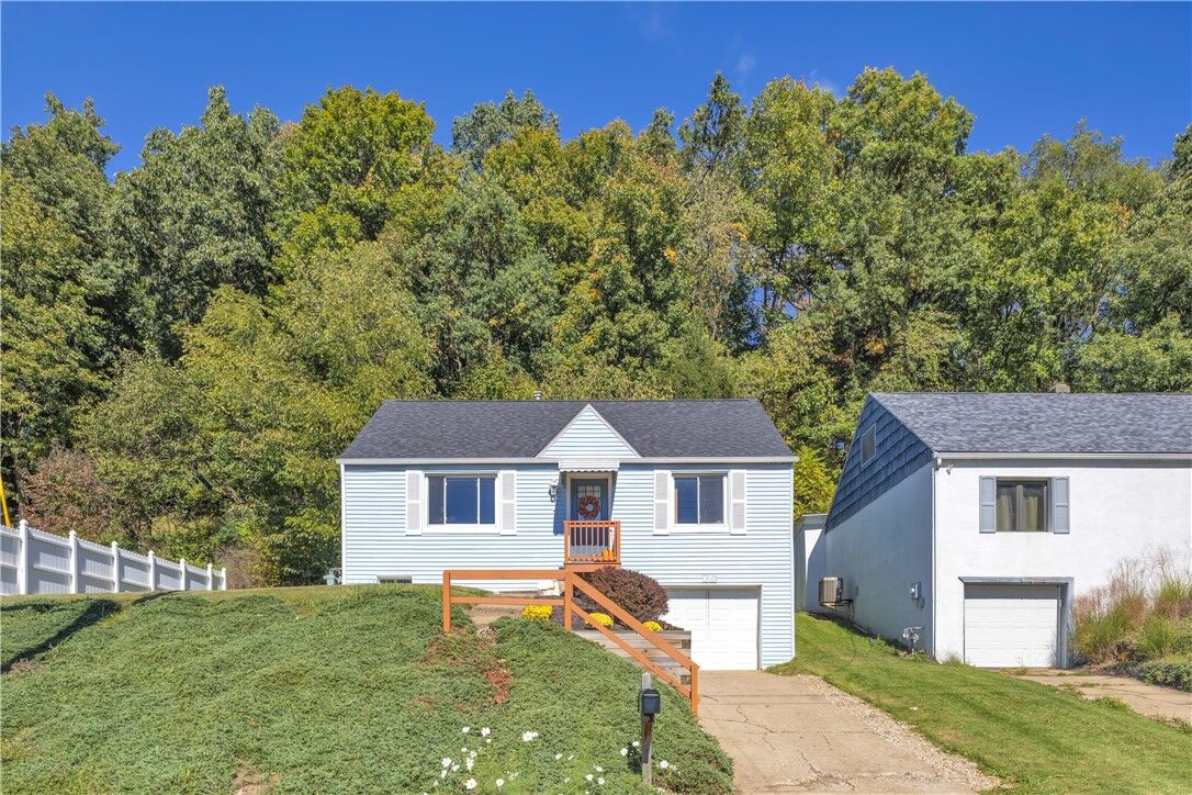 Property Photo:  136 N Hazen Ave.  PA 16117 