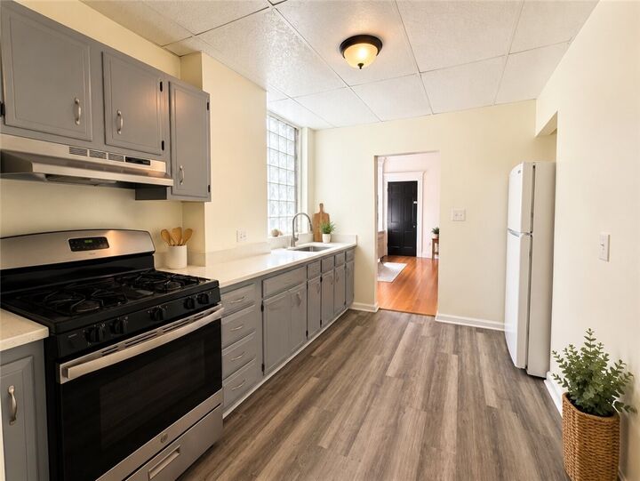 Property Photo: 2406 Wurzell Avenue PA 15214