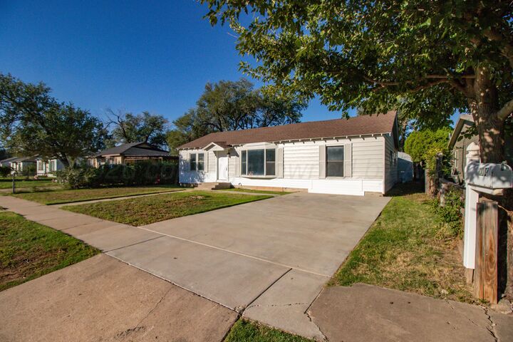 Property Photo:  4004 S Hughes Street  TX 79110 