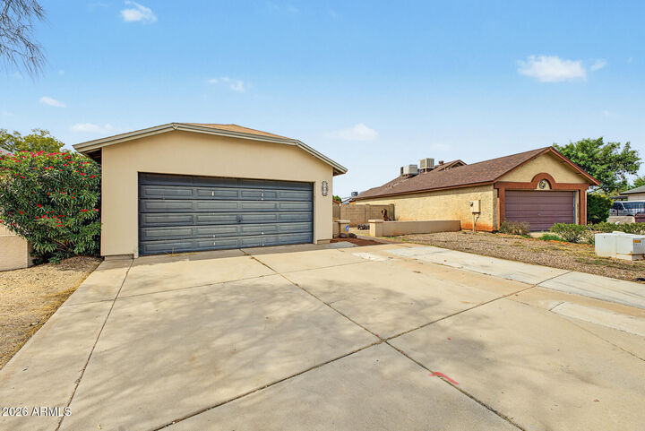 Property Photo:  7354 N 69th Avenue  AZ 85303 