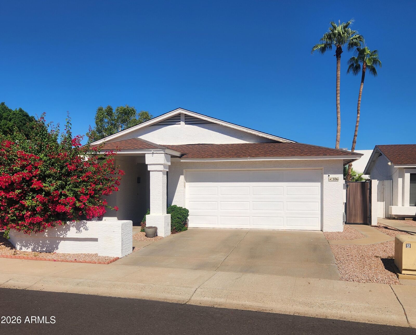 Property Photo: 306 W Sandra Terrace AZ 85023