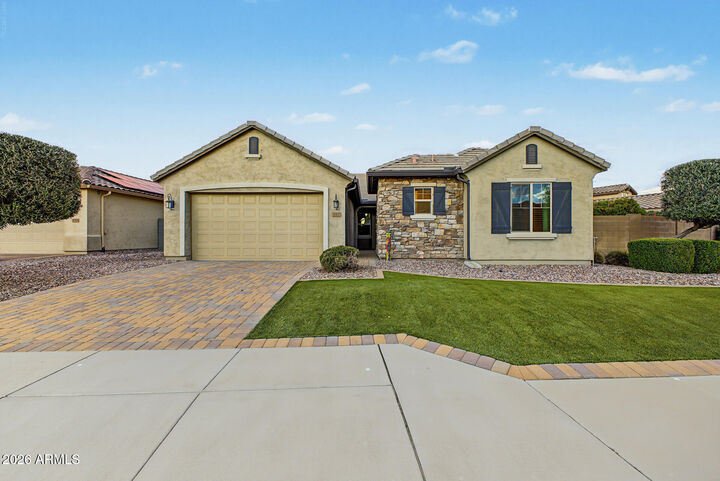Property Photo: 547 S 197th Avenue AZ 85326