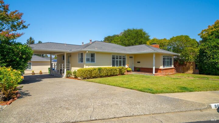 Property Photo:  965 Phillips Avenue  CA 94952 