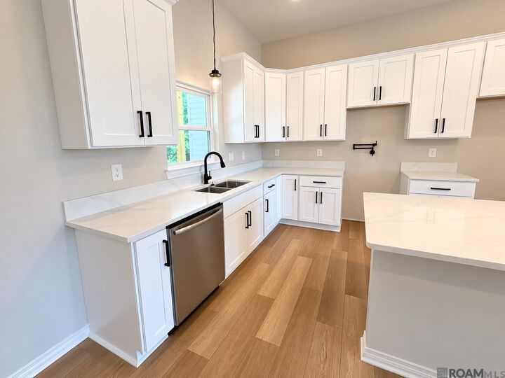 Property Photo:  24251 Glory Dr  LA 70754 