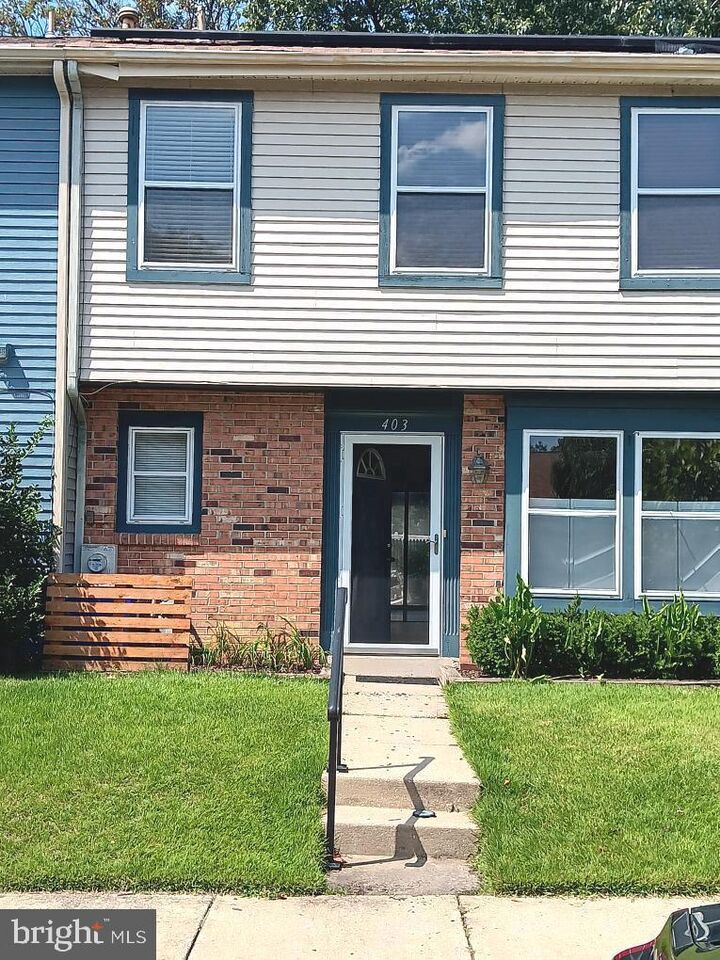 Property Photo:  403 Roberts Lane  NJ 08053 