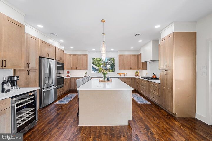 Property Photo: 305 Lansdowne Road PA 19083