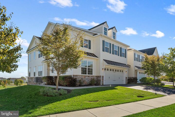 Property Photo:  460 Lee Place  PA 19341 
