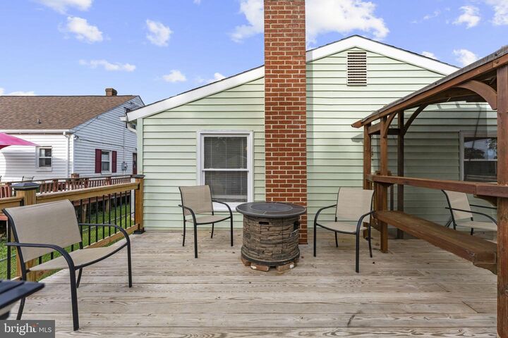 Property Photo:  1121 Jackson Street  VA 22701 