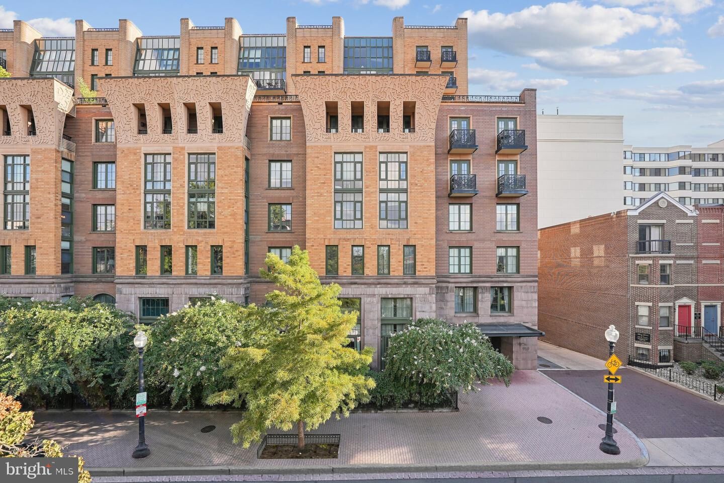 Property Photo:  910 M Street NW 329  DC 20001 
