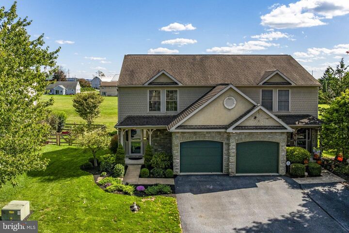 Property Photo:  124 Talon Drive  PA 17522 